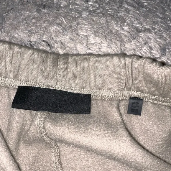 Fear of God Joggers - Picture 3 of 4